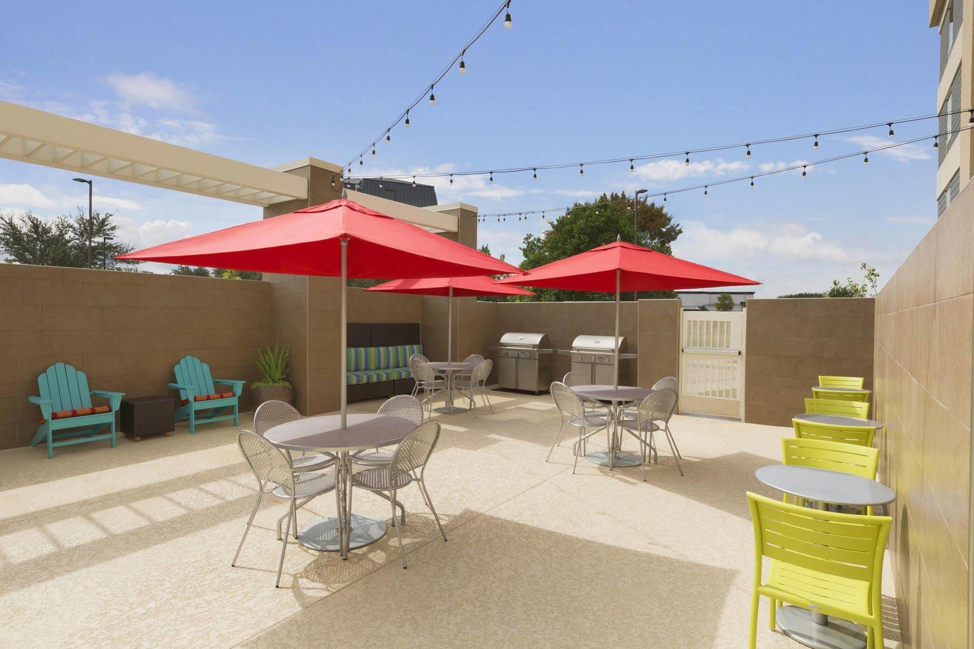 Home2 Suites By Hilton Houston Willowbrook Exterior photo